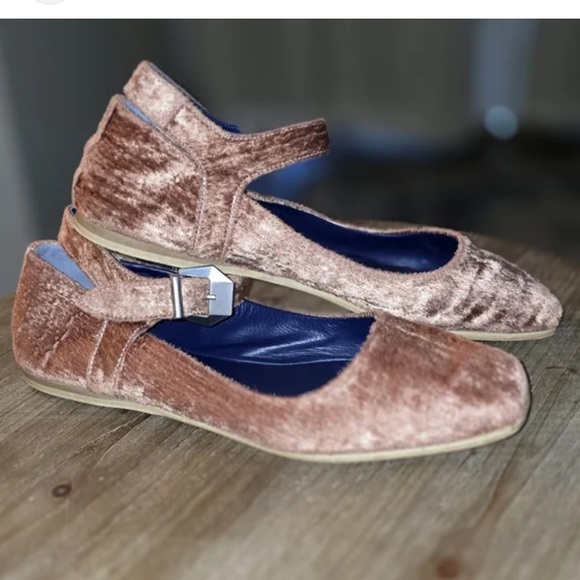 Mystic Mary Jane velvet flats. - Picture 6 of 7